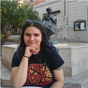 Laureata in pean Affairs offre ripetizioni di francese